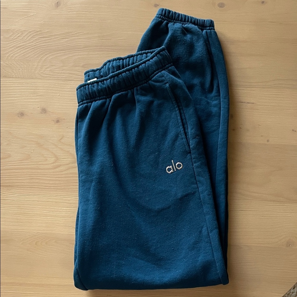 ALO Yoga Eclipse Blue joggers